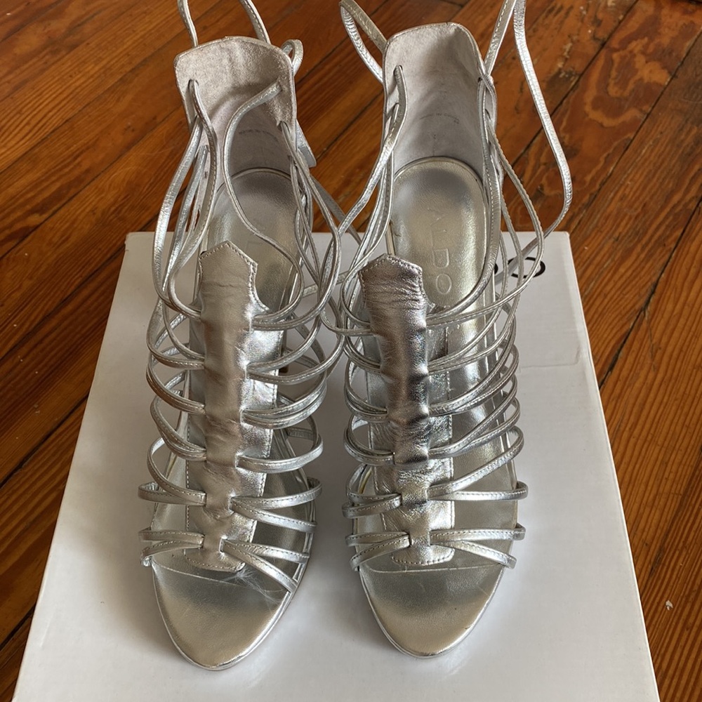 New-ish in box Aldo Neto strappy sandals